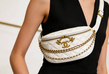 Chanel
100 dhs✅
with box 
Size :12/9/22

Zain07
❣️❣️❣️