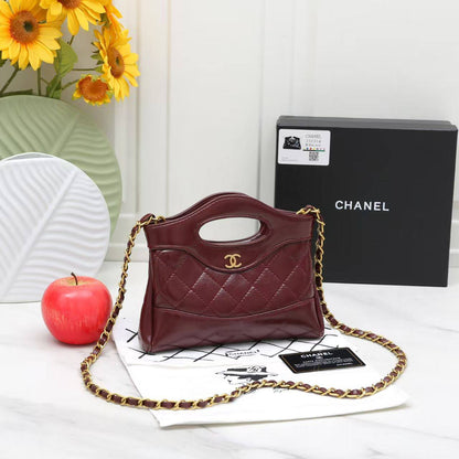 CHANEL 31 ɴᴀɴᴏ
ᴍɪɴɪ sʜᴏᴘᴘɪɴɢ ʙᴀɢ
ǫᴜɪʟᴛᴇᴅ ʟᴇᴀᴛʜᴇʀ
ɢᴏʟᴅ ʜᴀʀᴡᴀʀᴇ
sɪᴢᴇ : 20 cm

ᴡɪᴛʜ BOX
🎁🎁🎁

90 dhs🪙🌺

Zain31
♥️♥️♥️