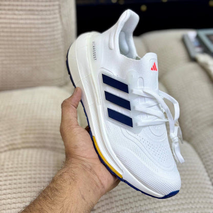Adidas
40 to 45

105 dhs🇦🇪🇦🇪

Zain27
♥️♥️♥️