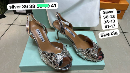 Aquazzura

120 dhs✅

Zain146
♥️♥️♥️