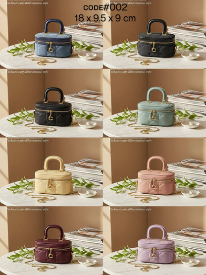 COACH ᴠᴀɴɪᴛʏ ʜᴀɴᴅʙᴀɢ
ɢᴏʟᴅ ᴄʜᴀɪɴ ʙᴇʟᴛ sᴛʀᴀᴘ
sɪᴢᴇ : 18 cm
ᴡɪᴛʜ BOX
🎁🎁🎁

75 dhs❣️

Zain31
♥️♥️♥️