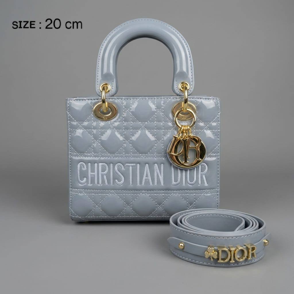 CHRISTIAN LADY DIOR
     • ᴄʀᴏᴄᴏᴅɪʟᴇ ʟᴇᴀᴛʜᴇʀ
          (ᴅɪᴀᴍᴏɴᴅ sɪʟᴠᴇʀ ᴄʜᴀʀᴍ)
     • ᴍᴀᴛᴛᴇ ʟᴇᴀᴛʜᴇʀ
          ( ᴍᴀᴛᴛᴇ ʜᴀʀᴅᴡᴀʀᴇ)
     • ɢʟᴏssʏ ᴘᴀᴛᴇɴᴛ ʟᴇᴀᴛʜᴇʀ
          ( ɢᴏʟᴅ ʜᴀʀᴅᴡᴀʀᴇ )
WITH BOX
🎁🎁🎁

100 dhs✅

Zain31
♥️♥️♥️