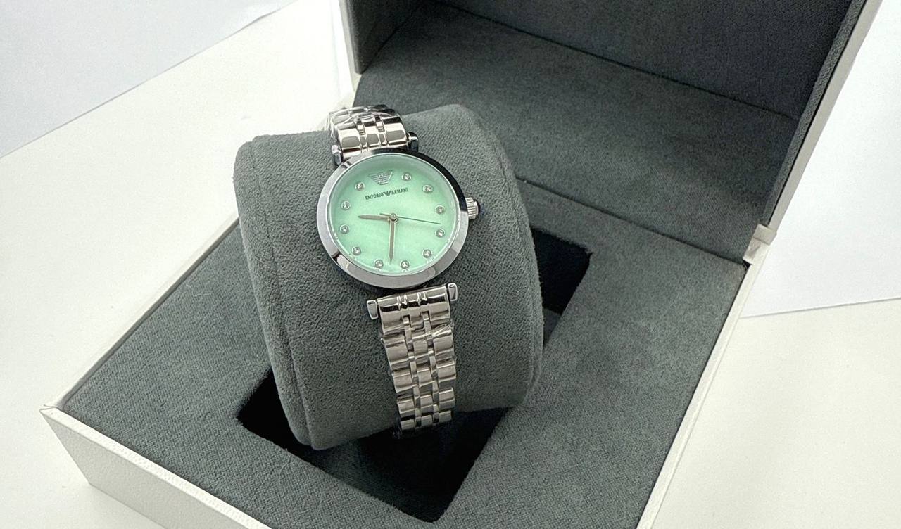 New ladies watches
65 dhs🪙💚

Zain45
♥️♥️♥️