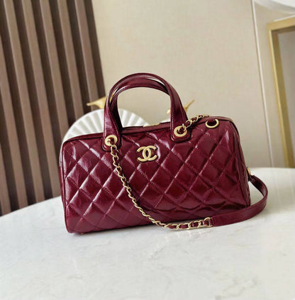 CHANEL 
GOOD QUALITY 
95 dhs🇦🇪🇦🇪

Zain295
♥️♥️♥️