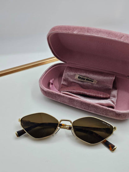 Miu Miu
Super master quality 💯
For Price 👇 WhatsApp✅
0568585901 
0507557372
0552275751 Owner Zain 👌

Zain282
♥️♥️♥️