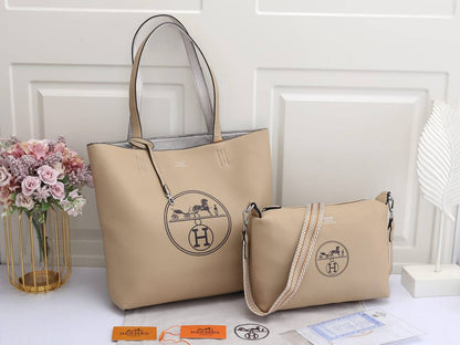 Hermes 
110 dhs🇦🇪🇦🇪

Zain235
♥️♥️♥️