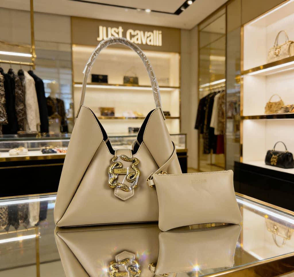 Cavalli 
2in1

115 dhs🇦🇪🇦🇪


Zain07
♥️♥️♥️