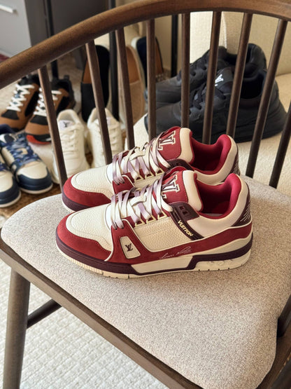 LV Sneaker

AAA Quality

size:40 to 46
630 dhs🇦🇪🇦🇪

Zain185
♥️♥️♥️