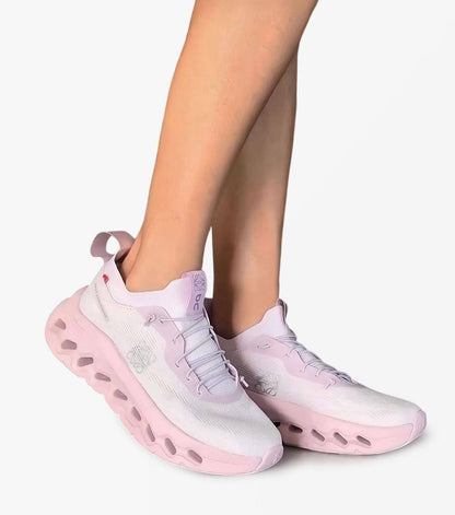 On Running Cloudtilt LOEWE Pale Pink，
Size  36-43 ，
240 dhs🗽

Zain18
♥️♥️♥️