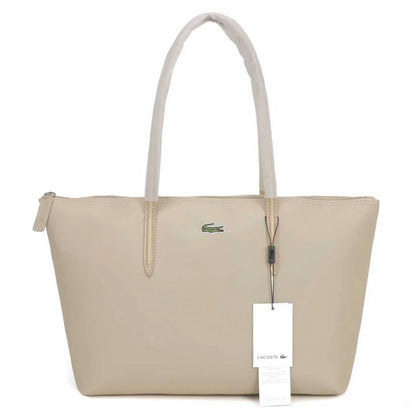 LACOSTE BAG 
GOOD QUALITY 
50 dhs✅

Zain40
♥️♥️♥️