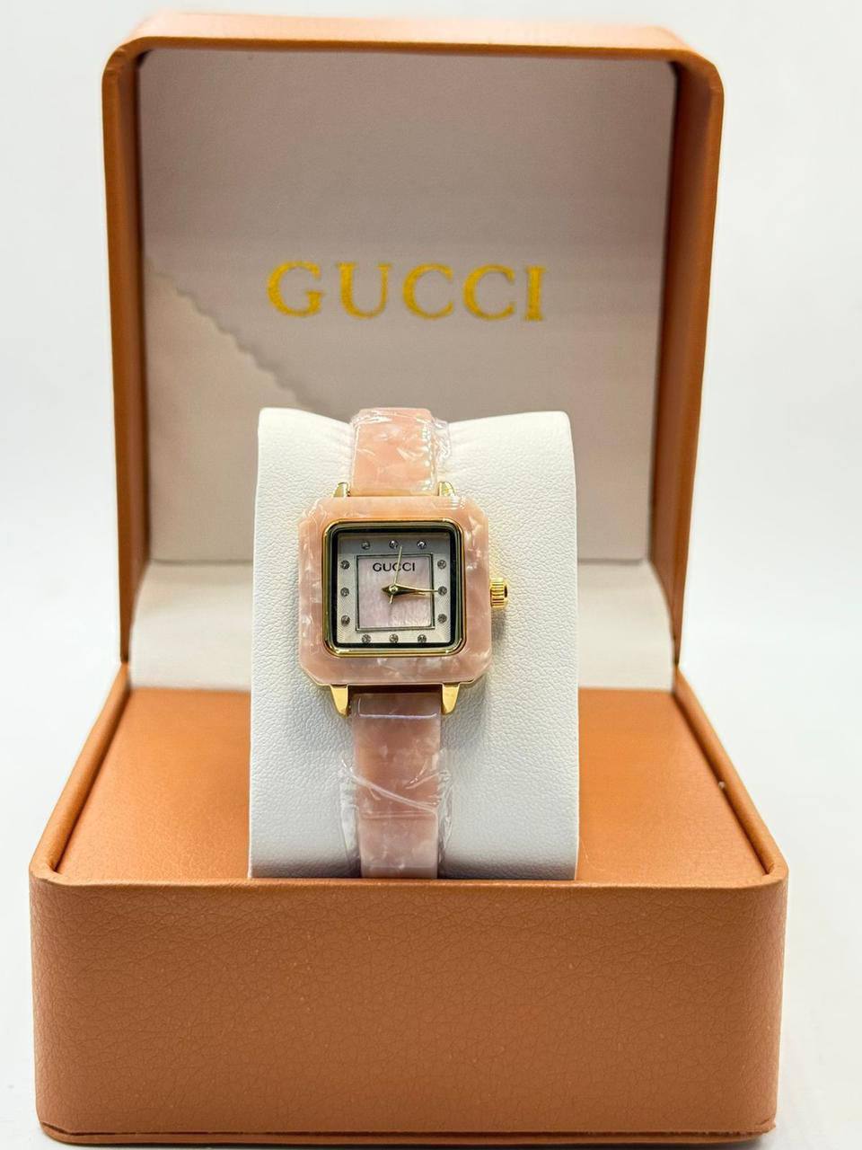 Gucci Ladies
*Offer price 
55 dhs🪙💕

Zain08
♥️♥️♥️