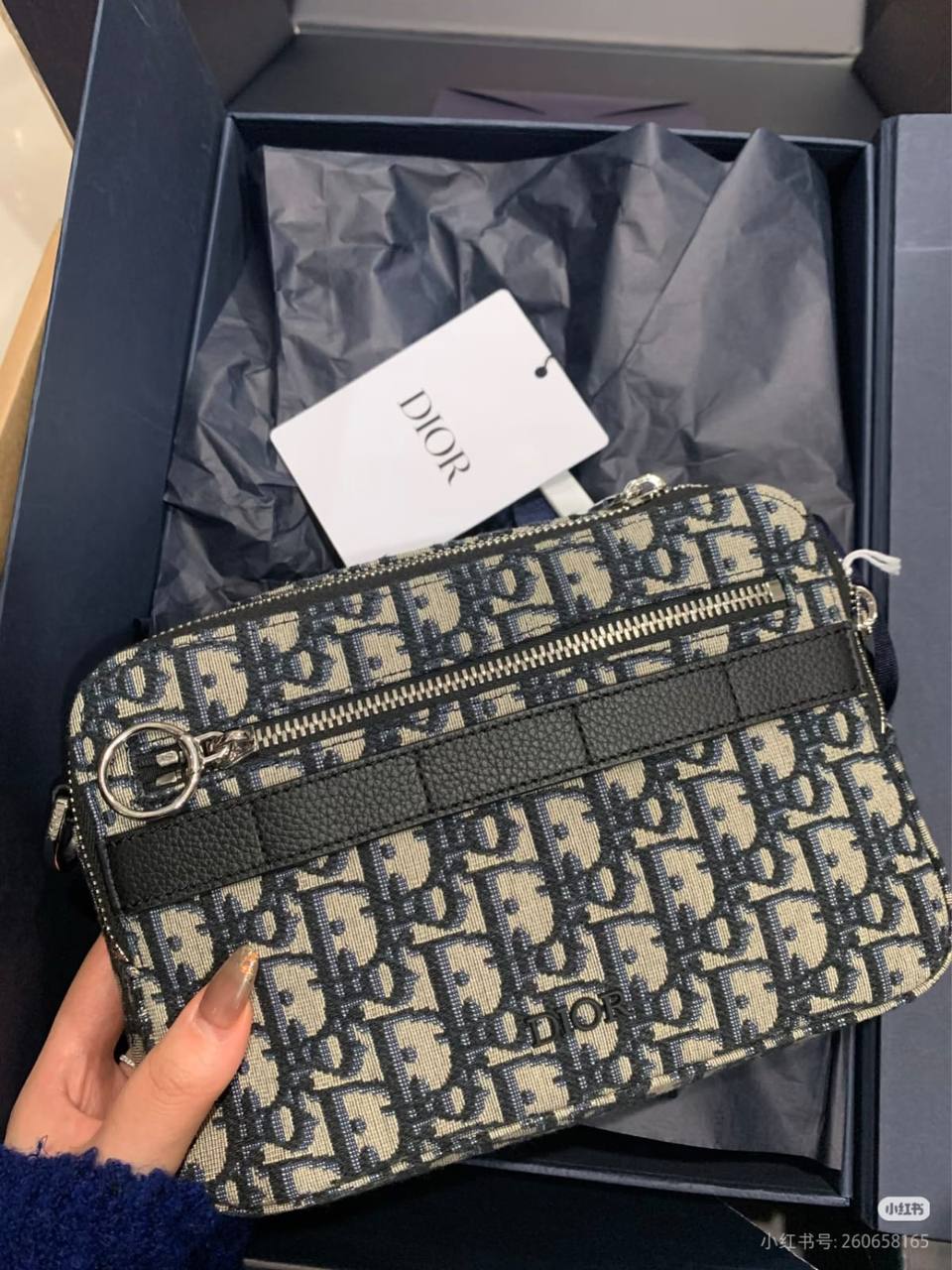 Dior
Master❣️❣️
260 dhs✅

Zain10
♥️♥️♥️