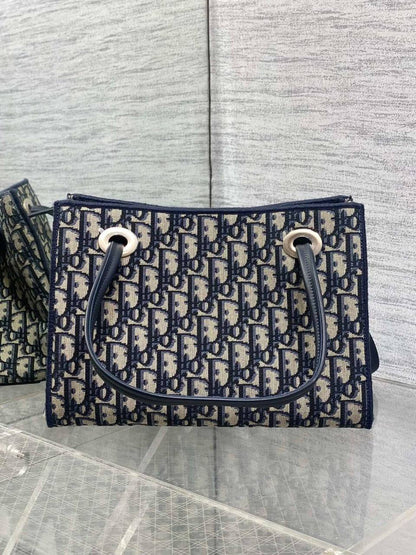 Chanel
Dior
LV
Full Package
Super Master Bags✅✅
For Price 👇 WhatsApp✅
0568585901 
0507557372
0552275751 Owner Zain 👌

Zain274
♥️♥️♥️