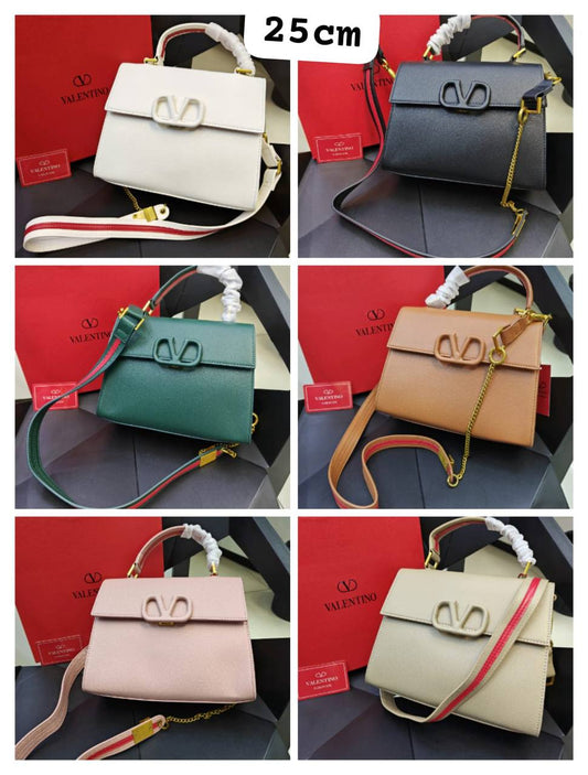 Valentino 
125 dhs✅ 

with box
🎁🎁🎁

Zain235
♥️♥️♥️