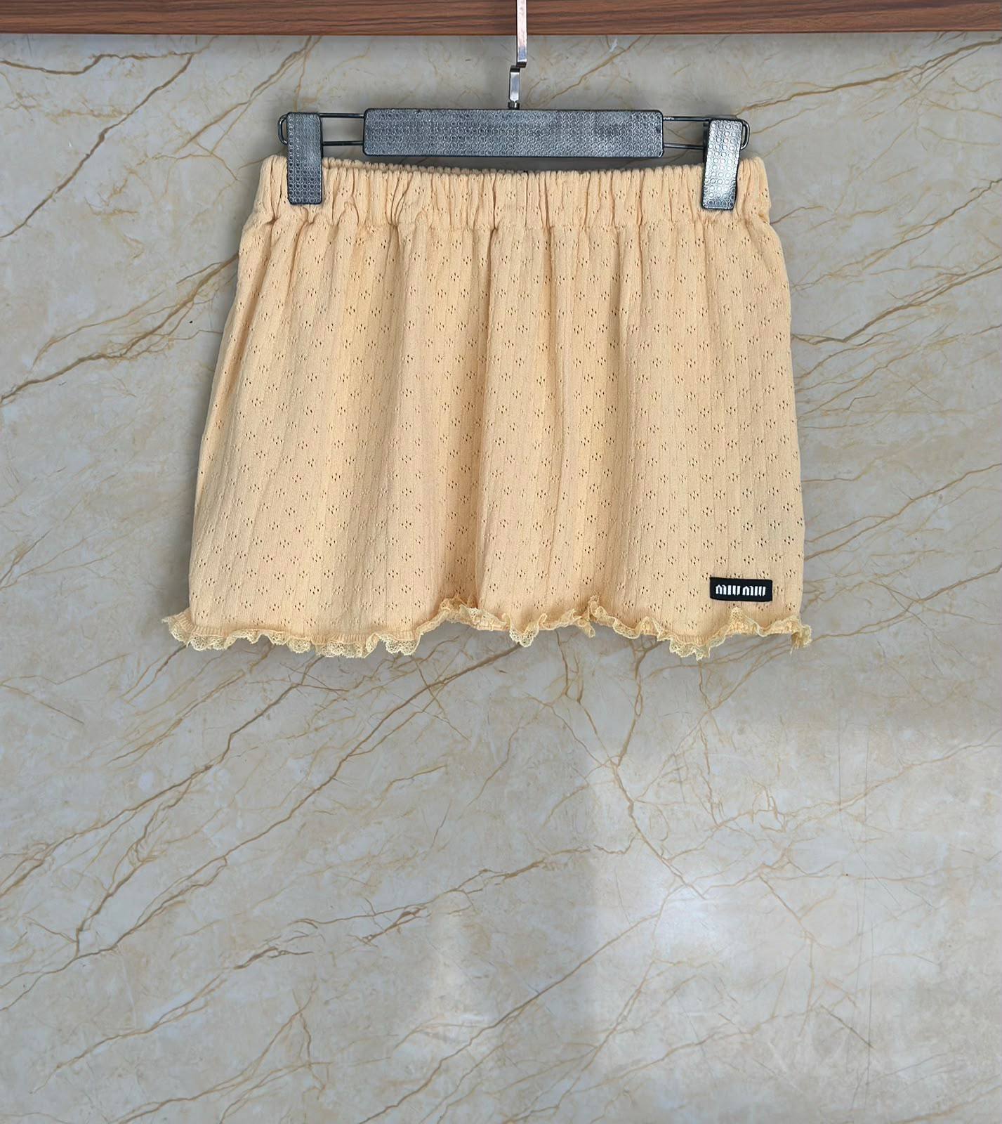 MIU MIU
Women’s Set
Master Quality 
SML
350 dhs🇦🇪🇦🇪

Zain276
♥️♥️♥️