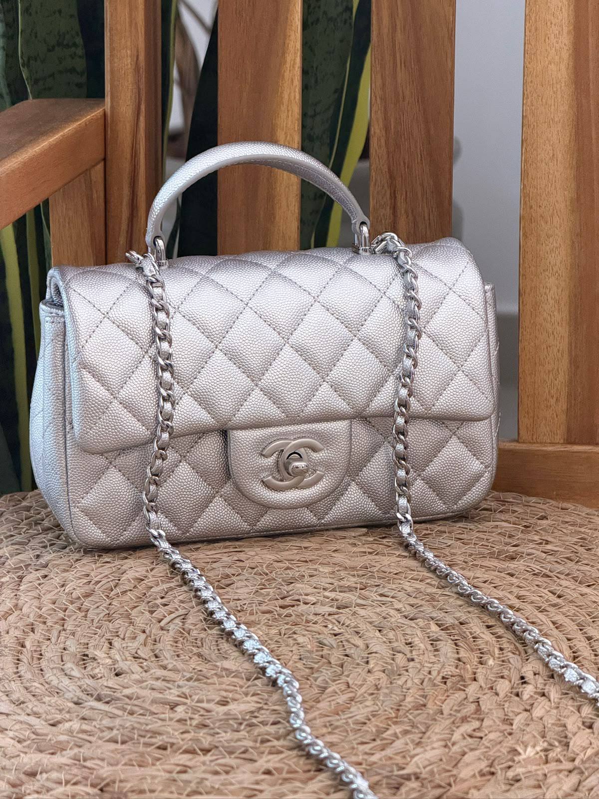 CHANEL 
Super Master Quality ⚡️
Original Packing 🎁
Size 20CM📏
For Price 👇 WhatsApp✅
0568585901 
0507557372
0552275751 Owner Zain 👌

Zain321
♥️♥️♥️