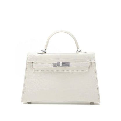 Hermes
High quality
115 dhs💓

Zain136
♥️♥️♥️