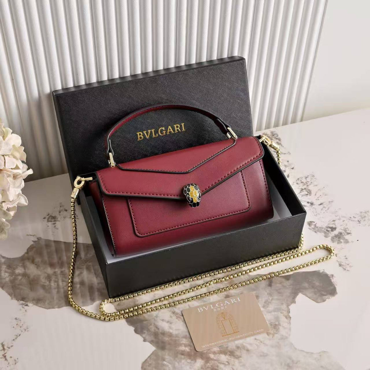 Bvlgari 
100 dhs🇦🇪🇦🇪

with box
size 19×5×9cm

Zain42
♥️♥️♥️