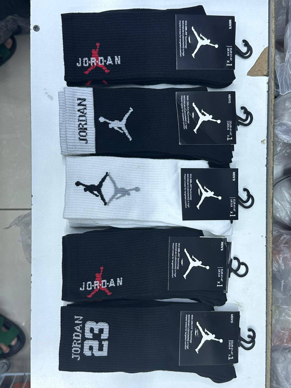 Socks
One package 10 pairs
50 dhs🪙

Zain138