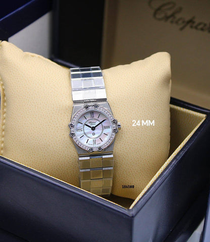 CHOPARD St. Moritz watch*
*24 MM LADY*
*STONE 320 AED*
*WITHOUT STONE 
410 dhs✅

Zain304
♥️♥️♥️