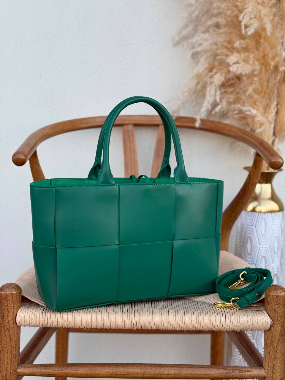 BOTTEGA VENETA
32cm
360 dhs🇦🇪🇦🇪
Top quality

Zain167
♥️♥️♥️