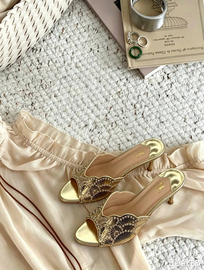New
80 dhs🇦🇪🇦🇪

size 36 to 41

Zain161
♥️♥️♥️