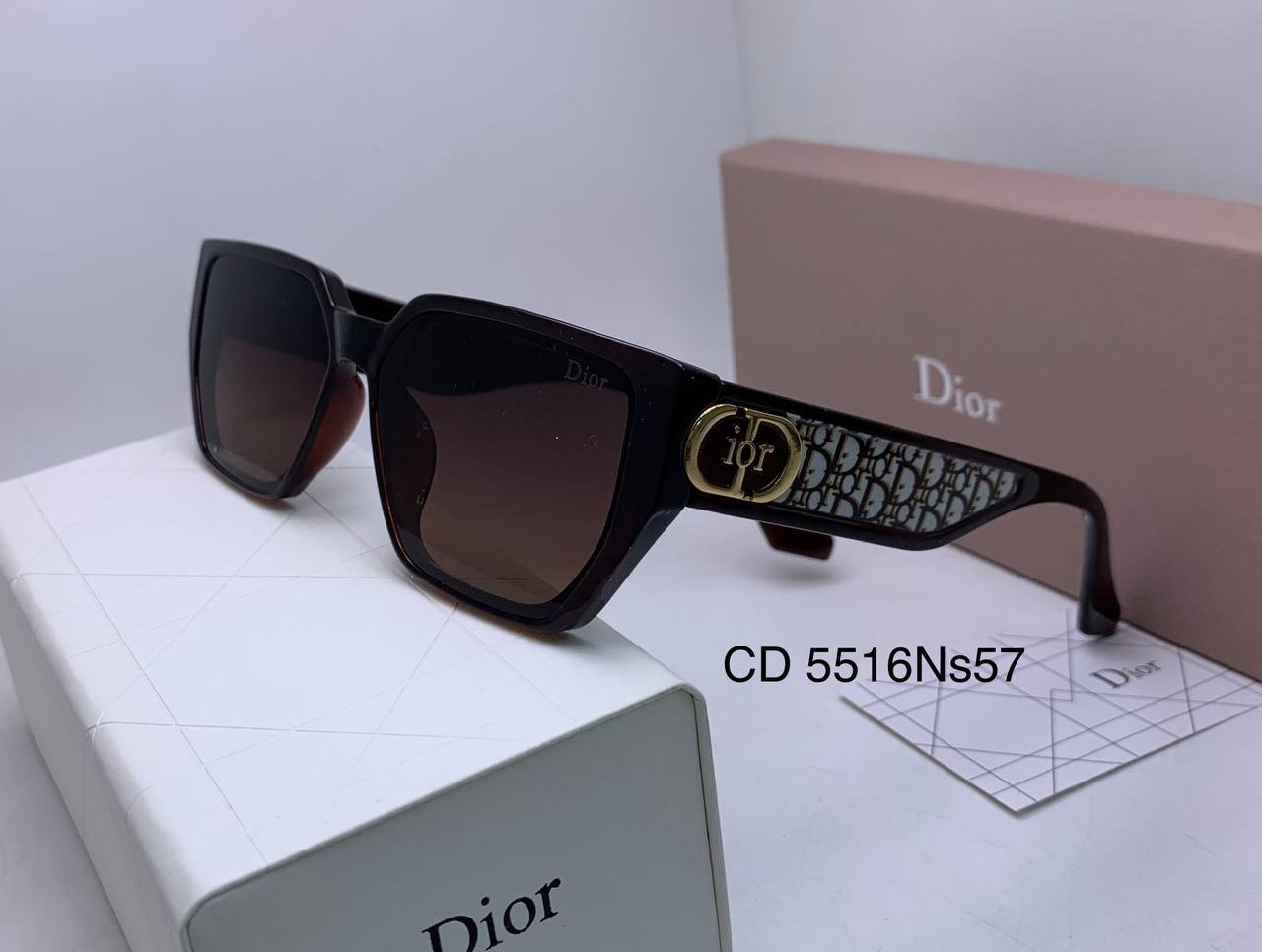 Dior
70 dhs✅

Zain126
♥️♥️♥️