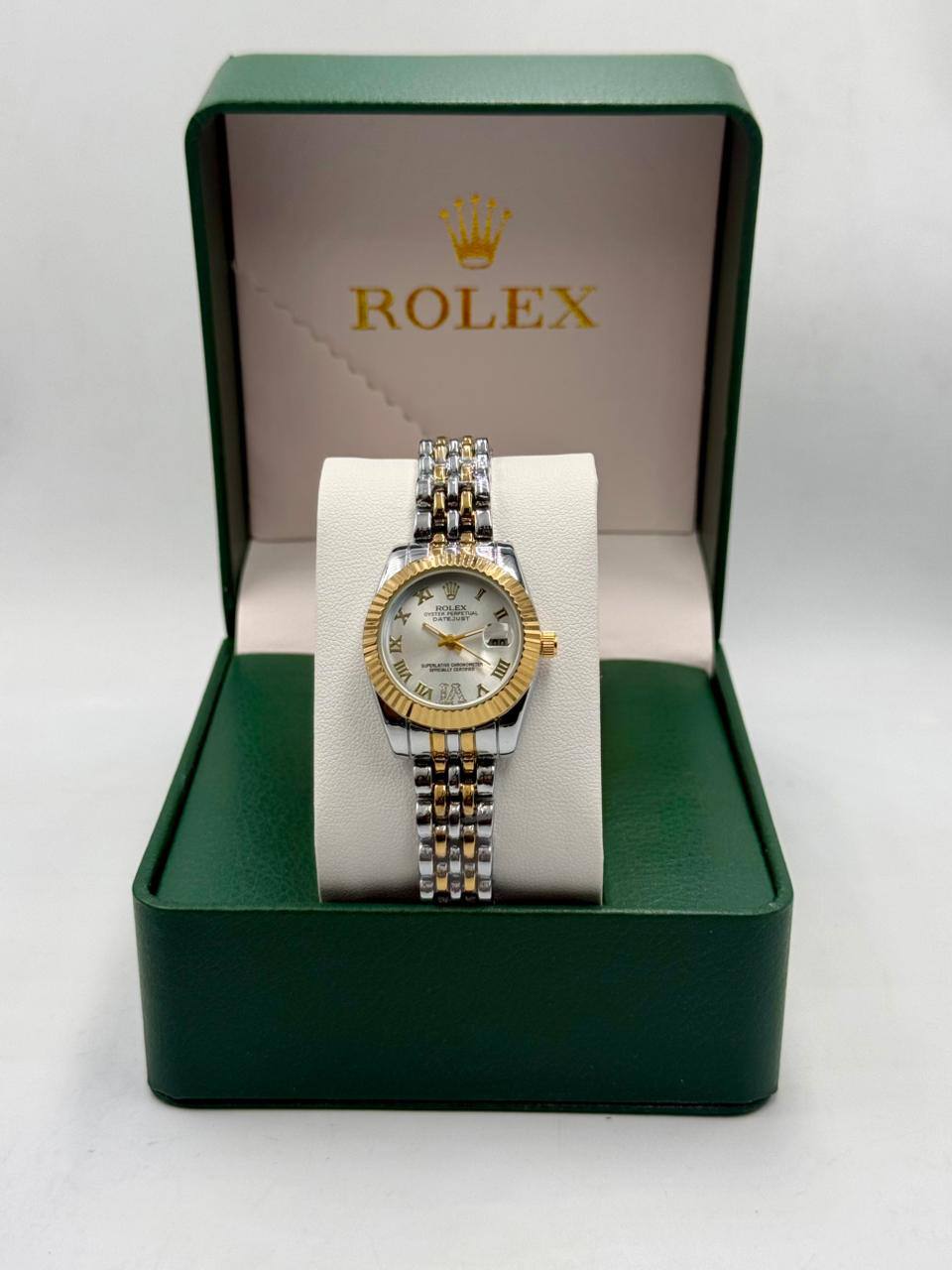 Rolex Small face

  55 dhs 

Zain08

♥️♥️♥️