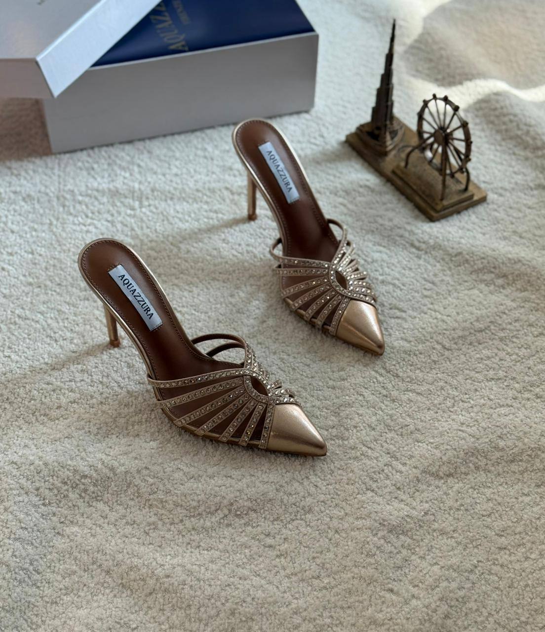 . New aqua heel

   Size  .  36.  to 41

115 dhs🪙🌨️

Zain80
♥️♥️♥️