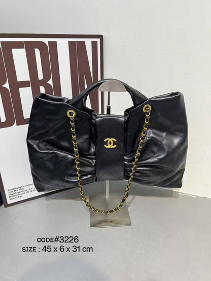 CHANEL ʙᴏᴡ ʙᴀɢ
ᴛᴏᴛᴇ sʜᴏᴜʟᴅᴇʀ ʙᴀɢ
sᴜᴀᴅᴇ, ᴅᴇɴɪᴍ, ʟᴀᴍʙsᴋɪɴ ᴍᴀᴛᴇʀɪᴀʟ
ɢᴏʟᴅ ʜᴀʀᴅᴡᴀʀᴇ
ᴄʜᴀɪɴ ʙᴇʟᴛ sᴛʀᴀᴘ
sɪᴢᴇ: 45 cm

80 dhs🪙🌨️

Zain31
♥️♥️♥️