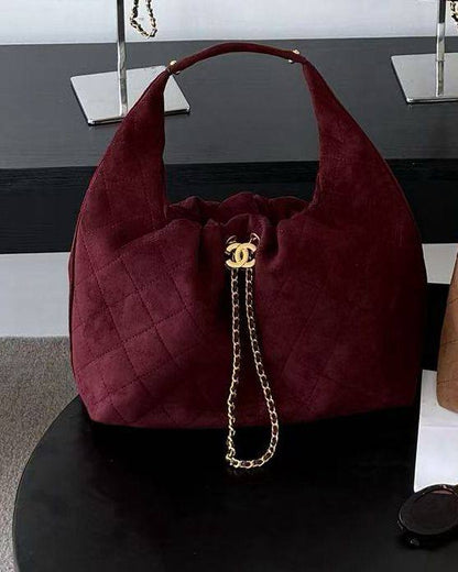 Chanel 
110 dhs❣️

Zain143
♥️♥️♥️