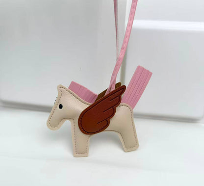 Hermes Horse Bag Charm 🔥
15 dhs✅

Zain243
♥️♥️♥️