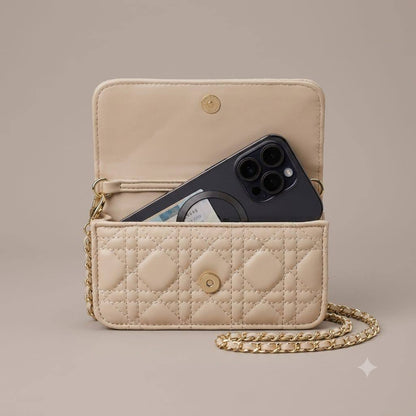CHRISTIAN DIOR
PHONE ᴄʀᴏss ʙᴀɢ
ғʟᴀᴘ ᴄᴀʟғsᴋɪɴ ʟᴇᴀᴛʜᴇʀ
ɪɴ ʙᴏᴡ ᴅɪᴏʀ ᴄʜᴀʀᴍs
ɪᴛ ʜᴀs ʙᴀʟʟ ᴀᴅᴊᴜsᴛᴀʙʟᴇ
ғᴏʀ ᴄʜᴀɪɴ ɢᴏʟᴅ sᴛʀᴀᴘ
sɪᴢᴇ : 17 cm
ᴡɪᴛʜ BOX

75 dhs🇦🇪🇦🇪

Zain31
♥️♥️♥️