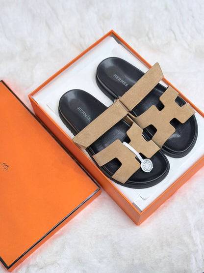 😍 HERMEES 😍

💎 _*VIP QUALITY +A*_ 💎
Size 37 To 41

490 dhs✅

Zain292
♥️♥️♥️