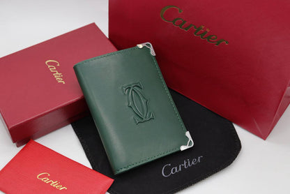 Cartier 
65 dhs🪙🌨️

Zain33
♥️♥️♥️