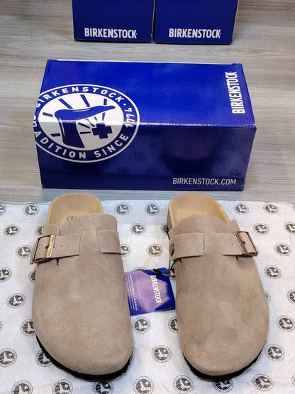 Birkenstock High Quality, New Arrived 
Size 36 To 45
110 dhs✅

Zain120
♥️♥️♥️