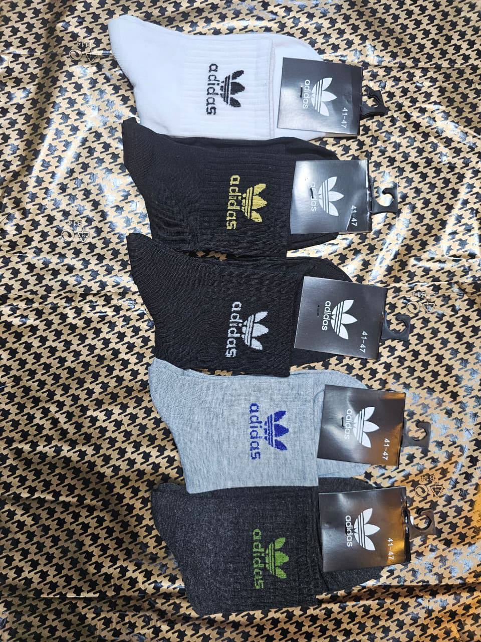 Good quality  socks 
10 packet 
55 dhs✅

Zain27
♥️♥️♥️