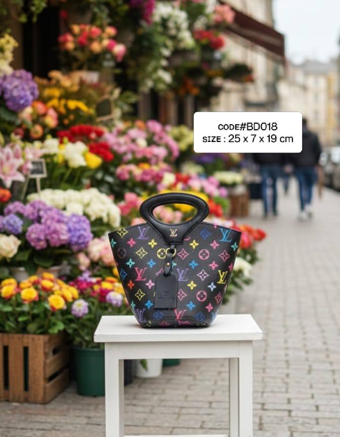 LV
ʀɪᴠᴀɢᴇ BB ʙᴀɢ
ᴡɪᴛʜ ʟᴏɴɢ ʙᴇʟᴛ sᴛʀᴀᴘ
sɪᴢᴇ : 25 cm

70 dhs🪙🌺

Zain31
♥️♥️