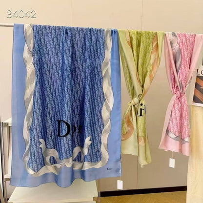Silk scarf 
40 dhs🇦🇪🇦🇪

Zain93
♥️♥️♥️