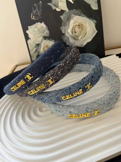 Headband ❤️‍🔥*
good quality 💯
20 dhs🪙🌨️

With boxes 🗃️ 
35 dhs🪙🌨️

Zain216
♥️♥️♥️