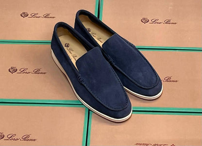 Loro Piana
Size 40 to 45
170 dhs✅✅

Zain337
♥️♥️♥️