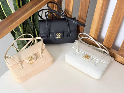 Bags
Super Master Quality ⚡️
Original Packing 🎁
Size 20&25 CM📏
For Price 👇 WhatsApp✅
0568585901 
0507557372
0552275751 Owner Zain 👌

Zain321
♥️♥️♥️