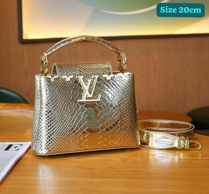 LV

Good quality 

with box 
115 dhs🇦🇪🇦🇪🇦🇪

Zain186
♥️♥️♥️
