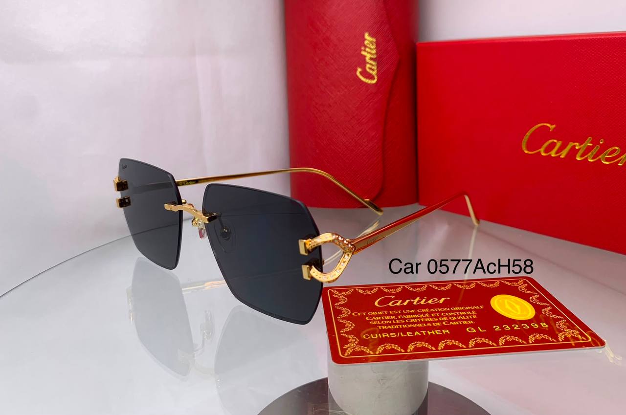Ladies sunglasses 

super master quality 

160 dhs🇦🇪

Zain126
♥️♥️♥️