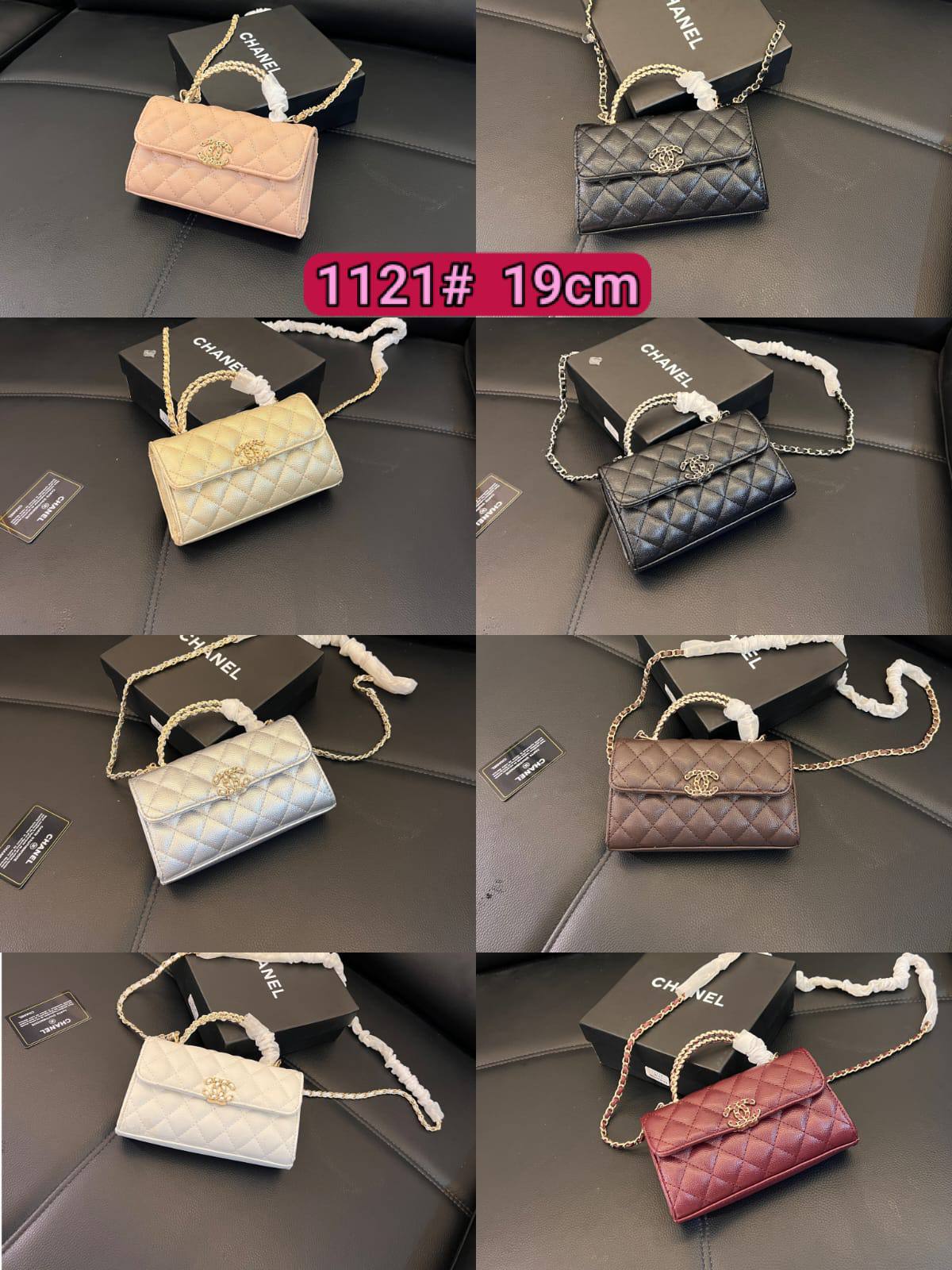 Chanel
100 dhs🇦🇪🇦🇪
with box
size 19cm

Zain26
♥️♥️♥️