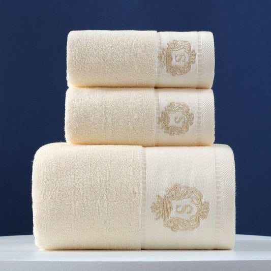 New collection 
Comfortable healthy quality 
Towels set
3 pcs 
Size 140/70
Small 70/35
70 dhs🪙💕

Zain99
♥️♥️♥️