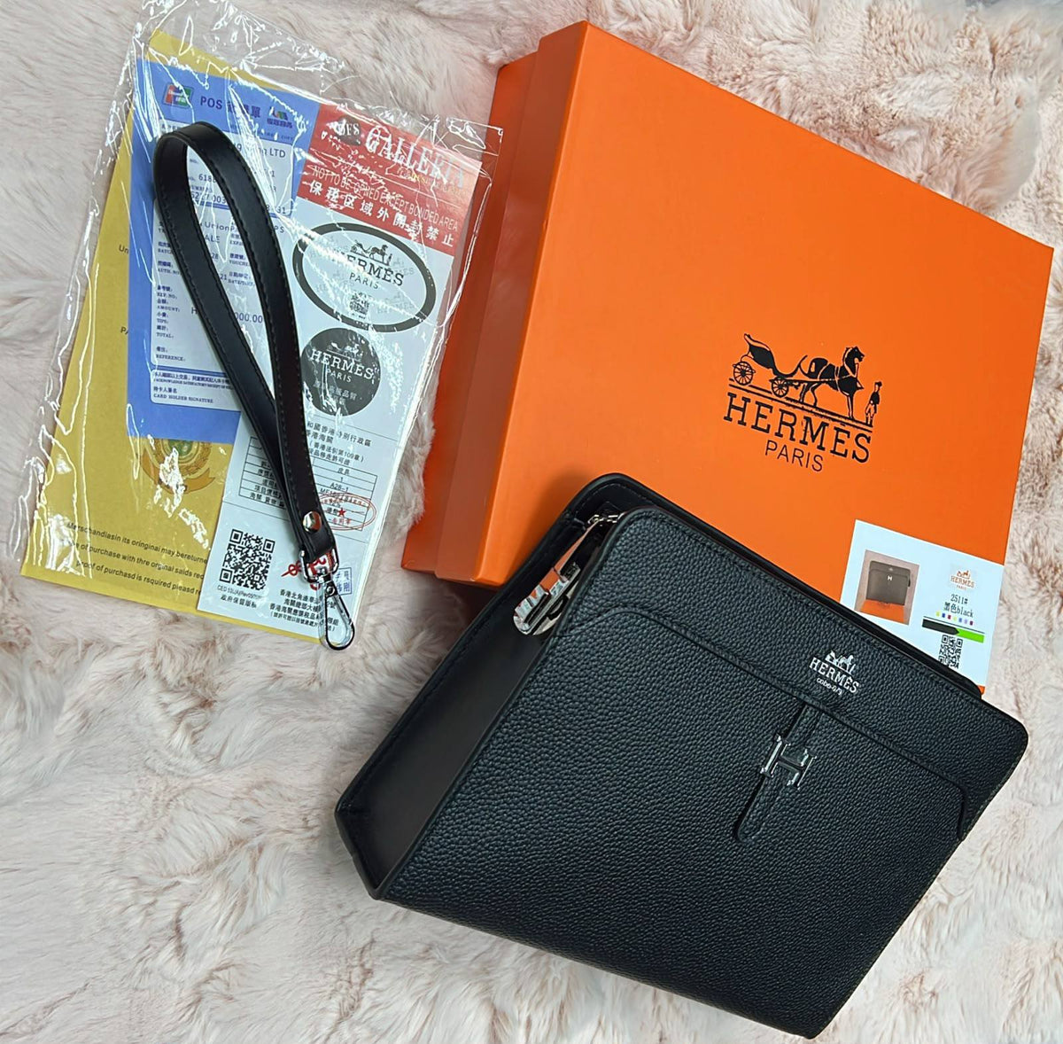 Hermes
Fendi
Prada

120 dhs🇦🇪🇦🇪

Zain182
♥️♥️♥️