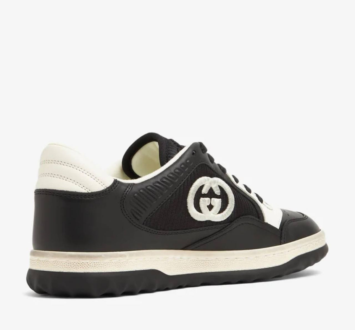 Chanel
Size 36 to 45
140 dhs✅✅

Zain337
♥️♥️♥️