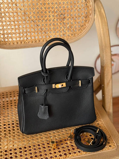 HERMES
25cm
390 dhs🇦🇪🇦🇪
*MASTER QUALITY*
With box🎁

Zain167
♥️♥️♥️