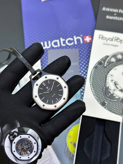 Swatch Royal pop good quality with box and papper bag and guarante card cataluck 
120 dhs🇦🇪🇦🇪

Zain59
♥️♥️♥️